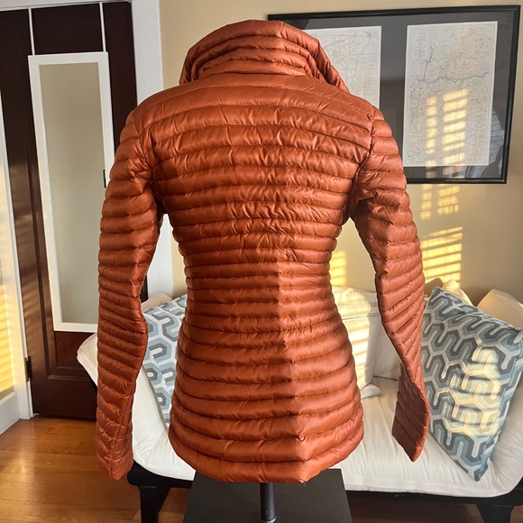 Arcteryx Yerba Goose Down Puffer Jacket Orange Full Zip - Picture 2 of 8